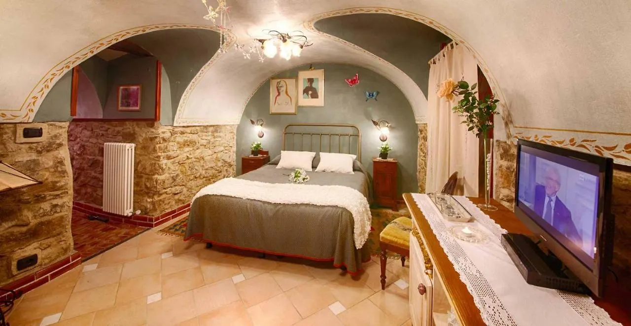 Muntaecara Hotel Diffuso Apricale 3*,