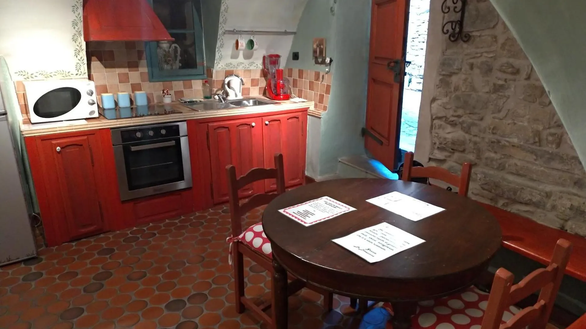 ***  Muntaecara Hotel Diffuso Apricale Italy