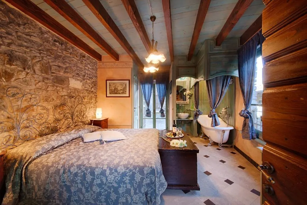 ***  Muntaecara Hotel Diffuso Apricale Italy