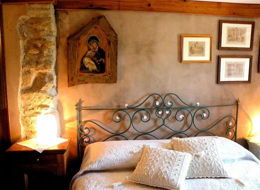 Muntaecara Hotel Diffuso Apricale Italy
